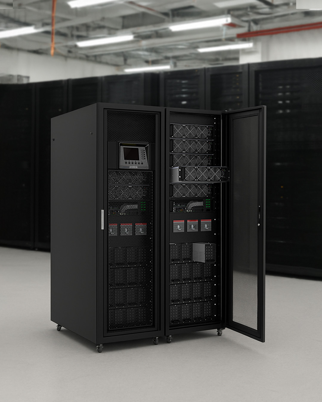 Server, ATM, dan Data Center Bank